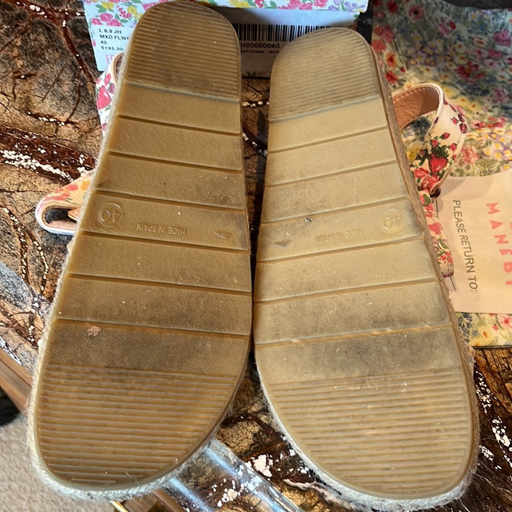 Almost new LoveshackFancy Loves Manebi floral Sandler jute edges w rubber soles - Picture 4 of 7